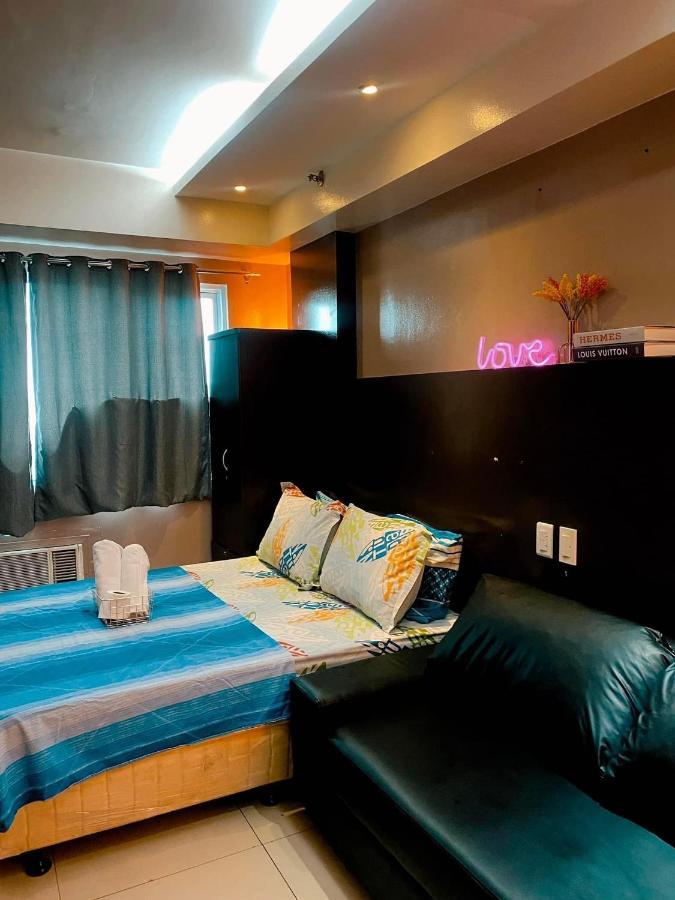 Madison'S Place At Sea Moa Manila Exterior photo