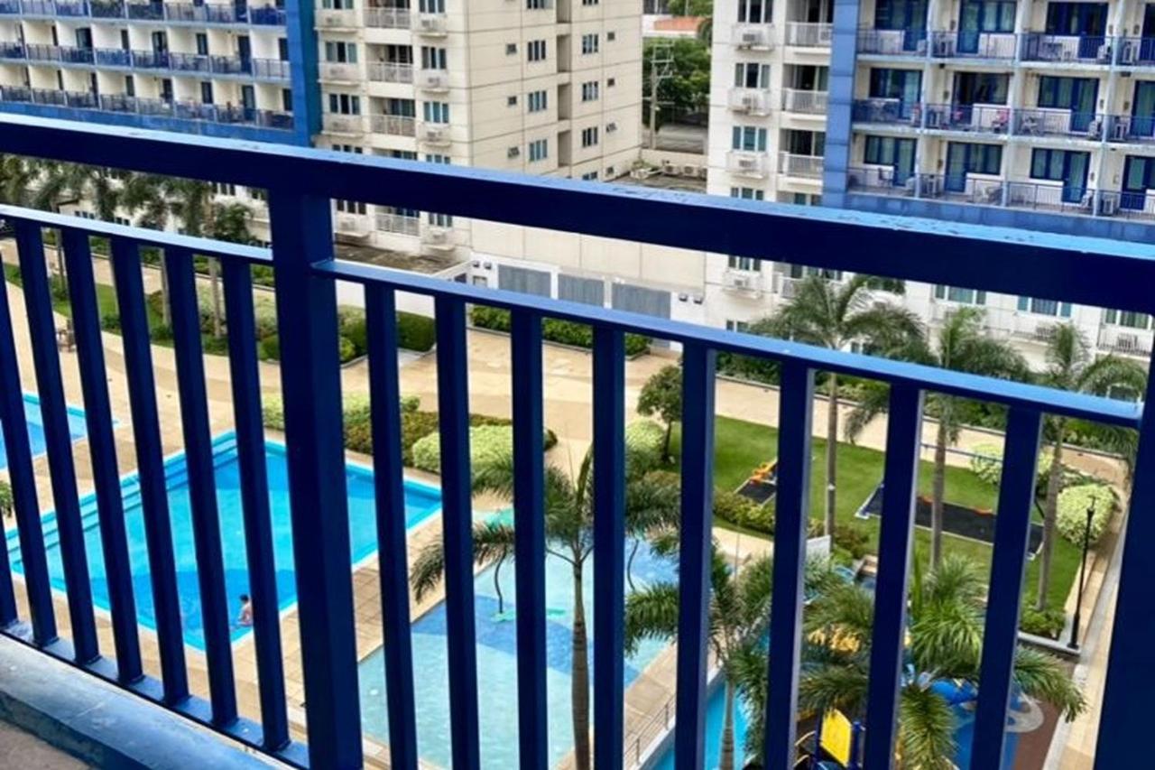 Madison'S Place At Sea Moa Manila Exterior photo